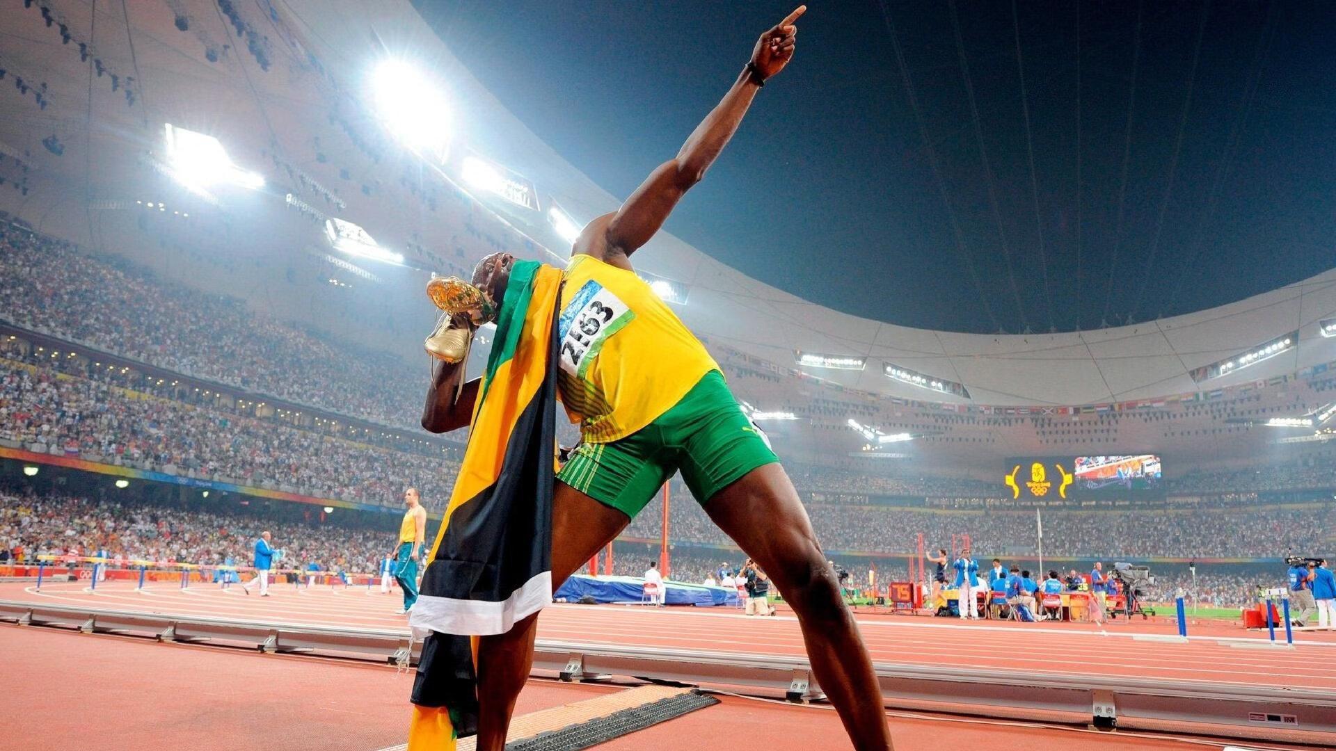 法比奥社媒庆祝赢河南,比赛不轻松,但最重要是3分,再接再厉!