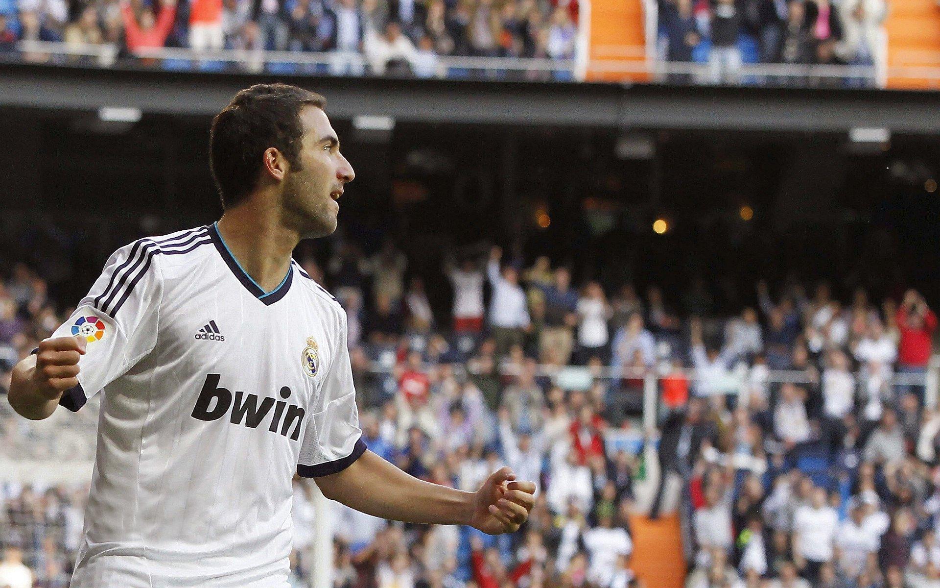 重磅转会！法国新星杜兰以7700万欧元加盟费内巴切，加盟胜利仅半年即离队引热议